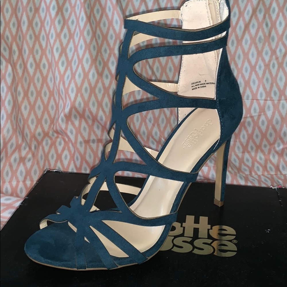 teel heels